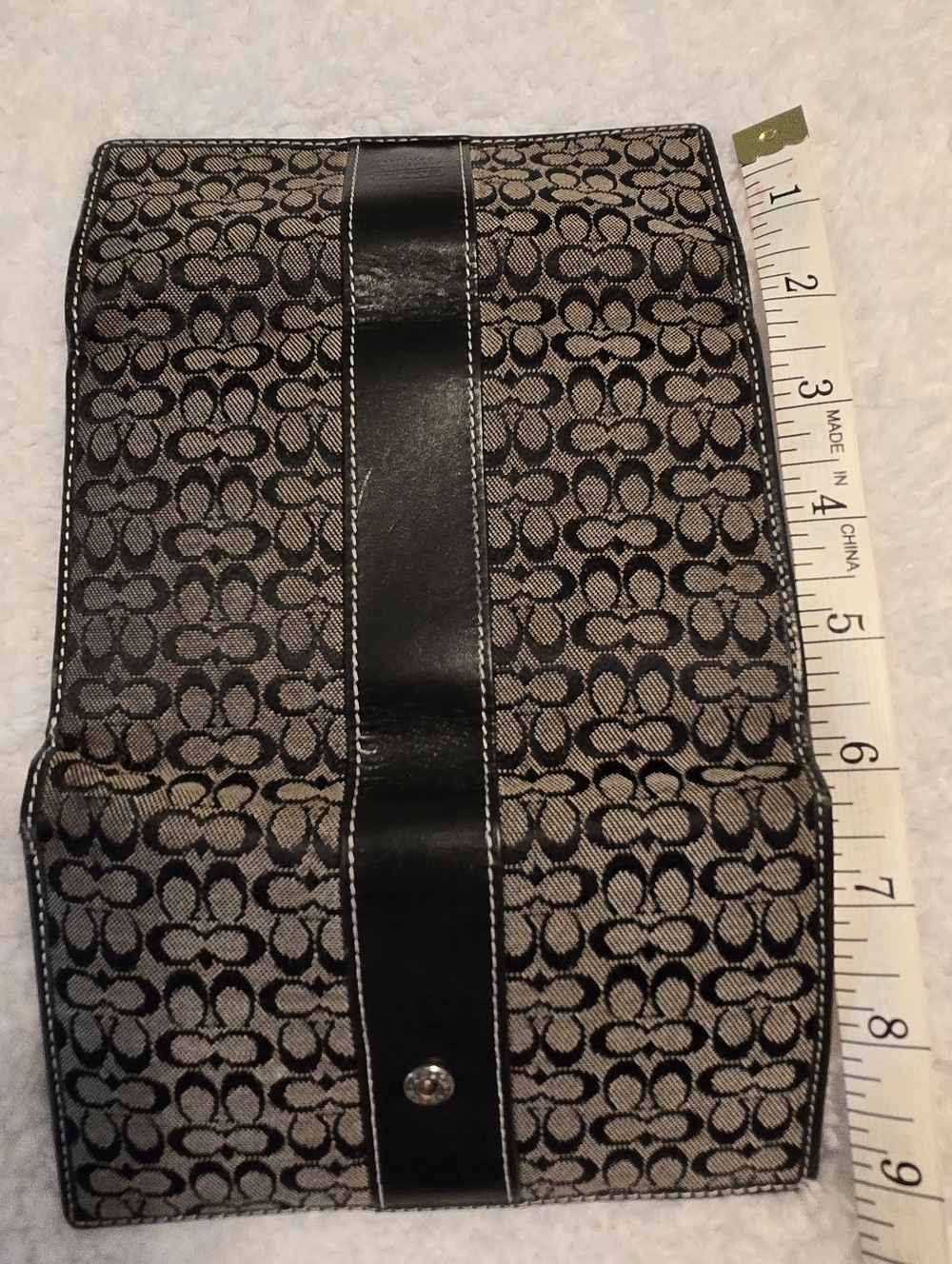 Coach Black Leather, Signature Jacquard Fabric Wallet, Trifold Snap Closure - Picture 15 of 15